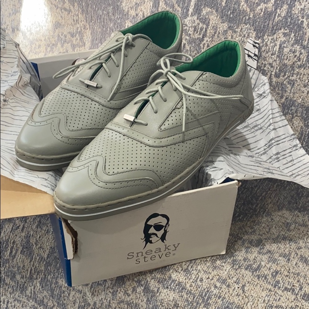 Sneaky Steve leather wingtip sneaker